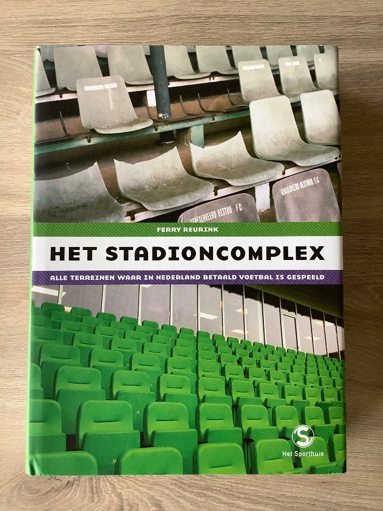Het Stadioncomplex - Ferry Reurink, Ophalen of Verzenden, Zo goed als nieuw, Balsport, Ferry Reurink