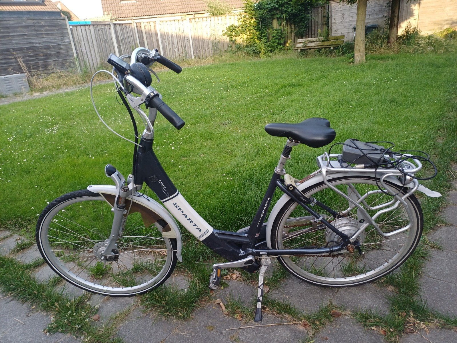 Sparta elektrische fiets defect, Fietsen en Brommers, Fietsen | Dames | Damesfietsen, Ophalen, Gebruikt, Sparta