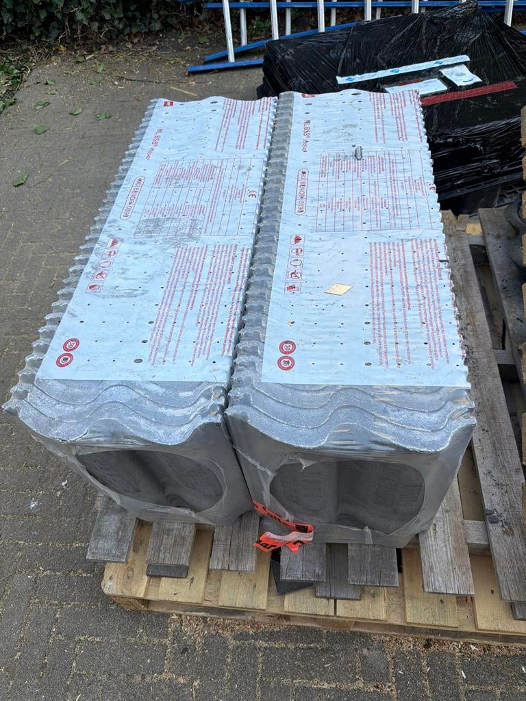 Dakpannen 60 stuks nieuw, Ophalen of Verzenden