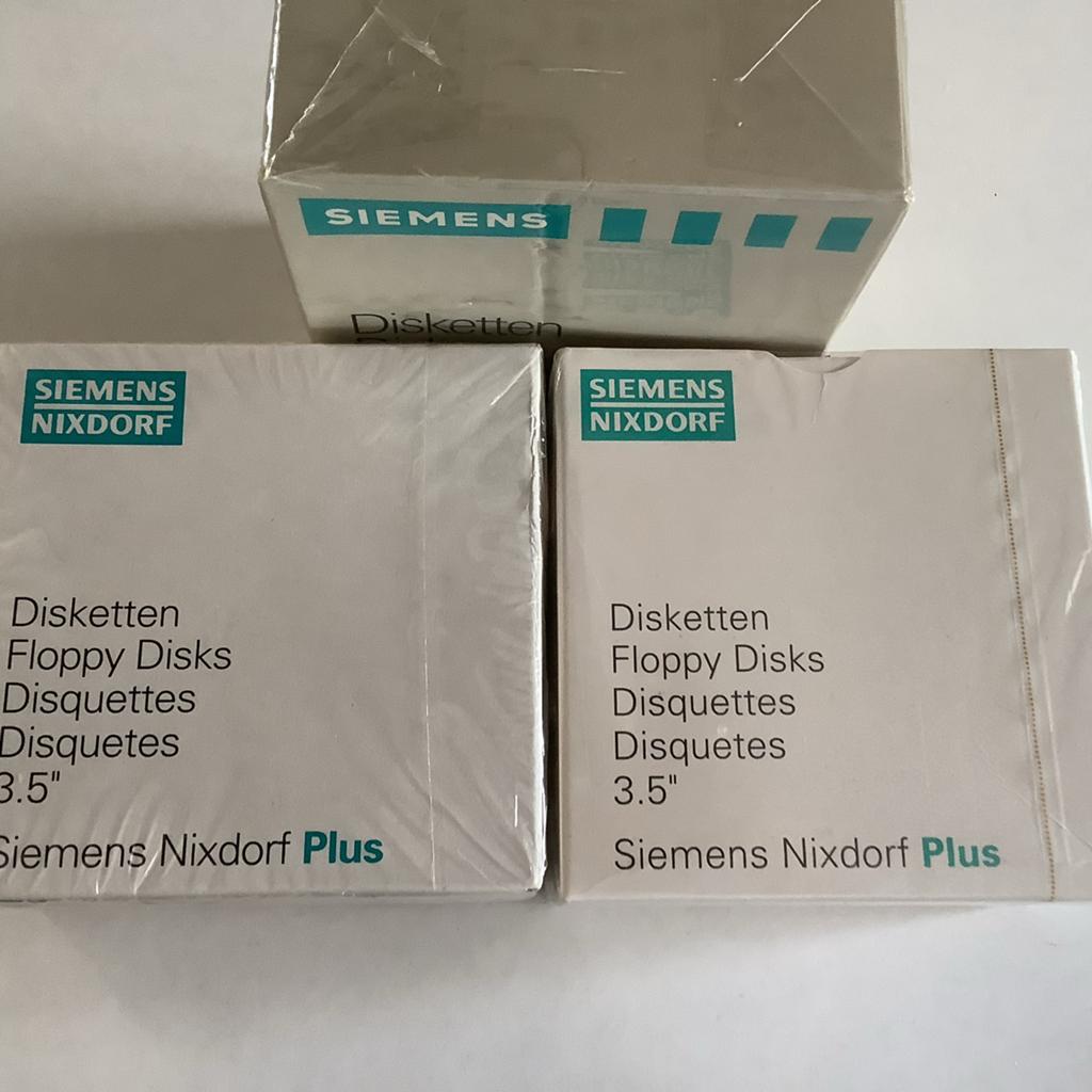 30 Nieuwe Siemens Nixdorf 3.5" Floppy Disks in Verpakking, Ophalen of Verzenden, Nieuw