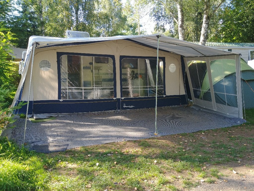Caravan Fendt 150 Platin met Isabella voortent en luifel, Vast bed, Kachel, Rondzit, Particulier
