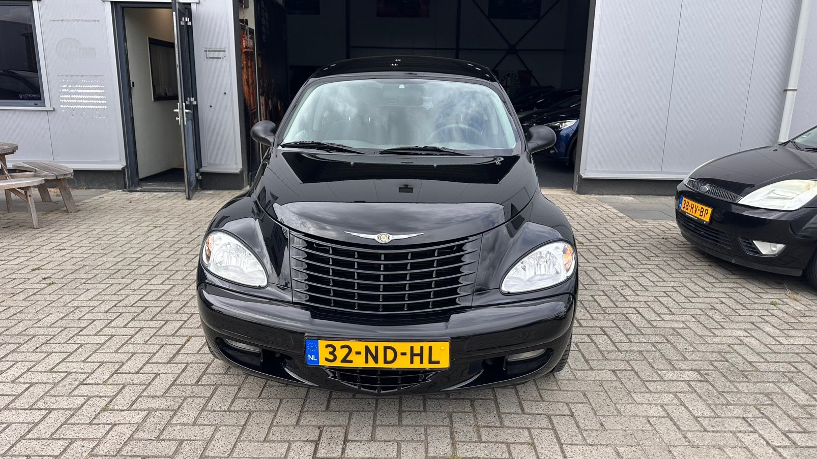 Chrysler PT Cruiser 2.0 I 16V AUT 2003 Zwart 42815 km !!!, Auto's, Chrysler, 4 cilinders, USB, Zwart, Grijs