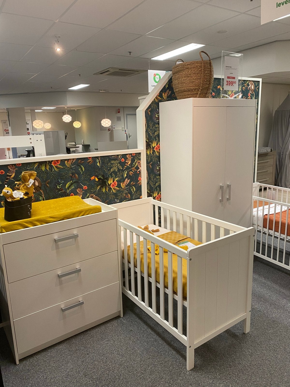 Complete Babykamer Babydump - Ledikant, Commode, Kledingkast, Ophalen, Zo goed als nieuw, Jongetje of Meisje