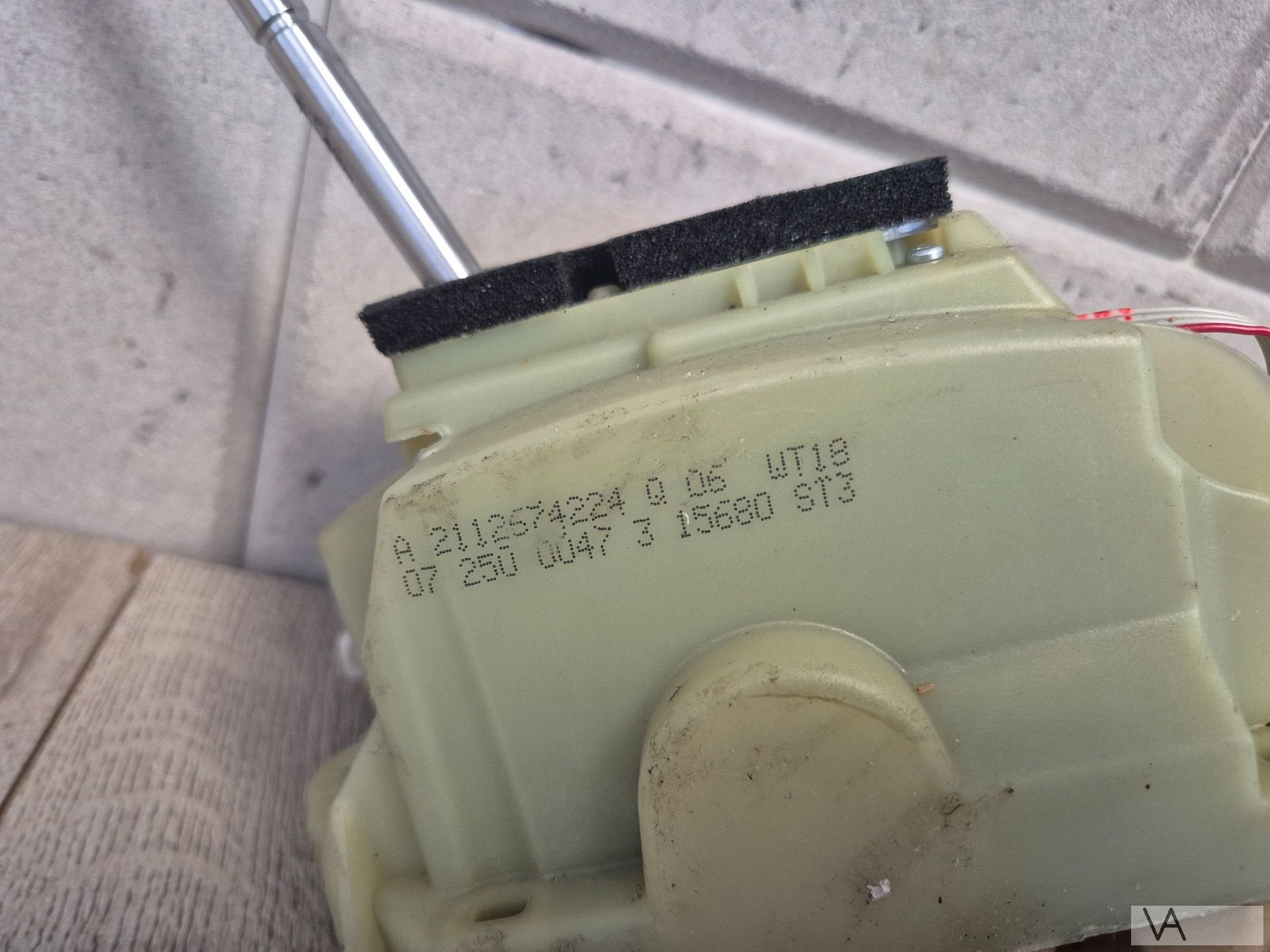 Schakelpook automaat van Mercedes E klasse W211 a2112674224, Gebruikt, -, Ophalen of Verzenden, -