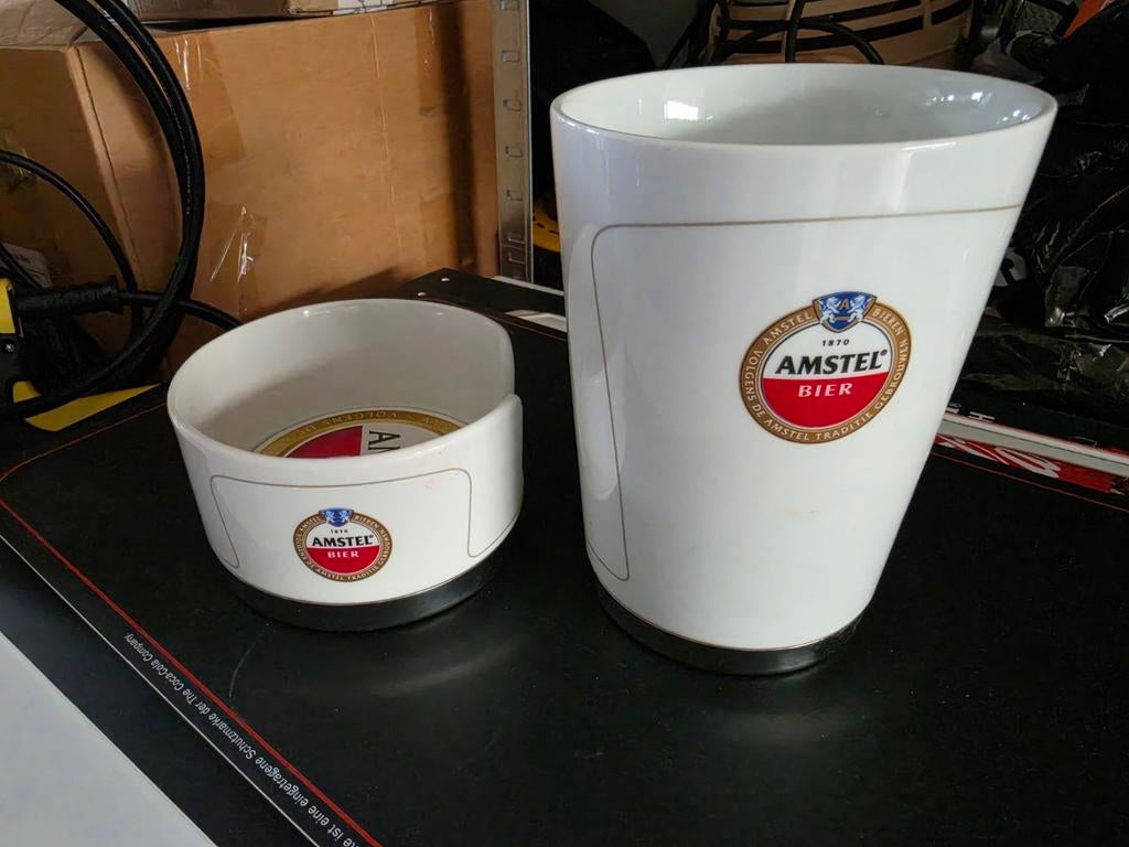 Amstel porcelein bierviltjes houder en koeler., Ophalen of Verzenden, Zo goed als nieuw, Viltje(s), Amstel