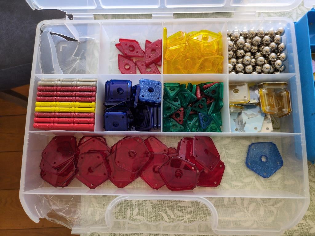 Magnetics tiles en sticks, Ophalen of Verzenden, Zo goed als nieuw, Overige merken
