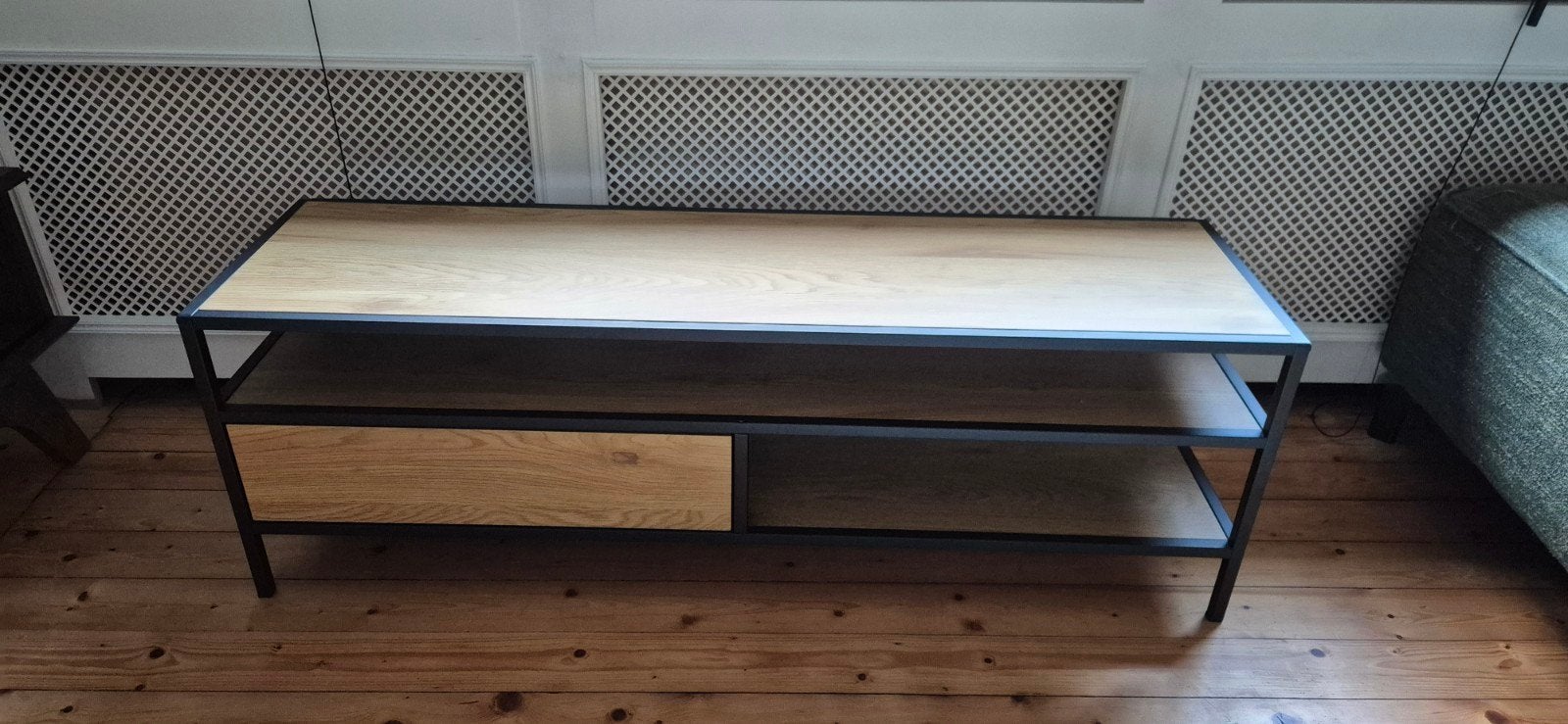Robuust TV-meubel, Huis en Inrichting, 100 tot 150 cm, Zo goed als nieuw, Minder dan 100 cm, 25 tot 50 cm