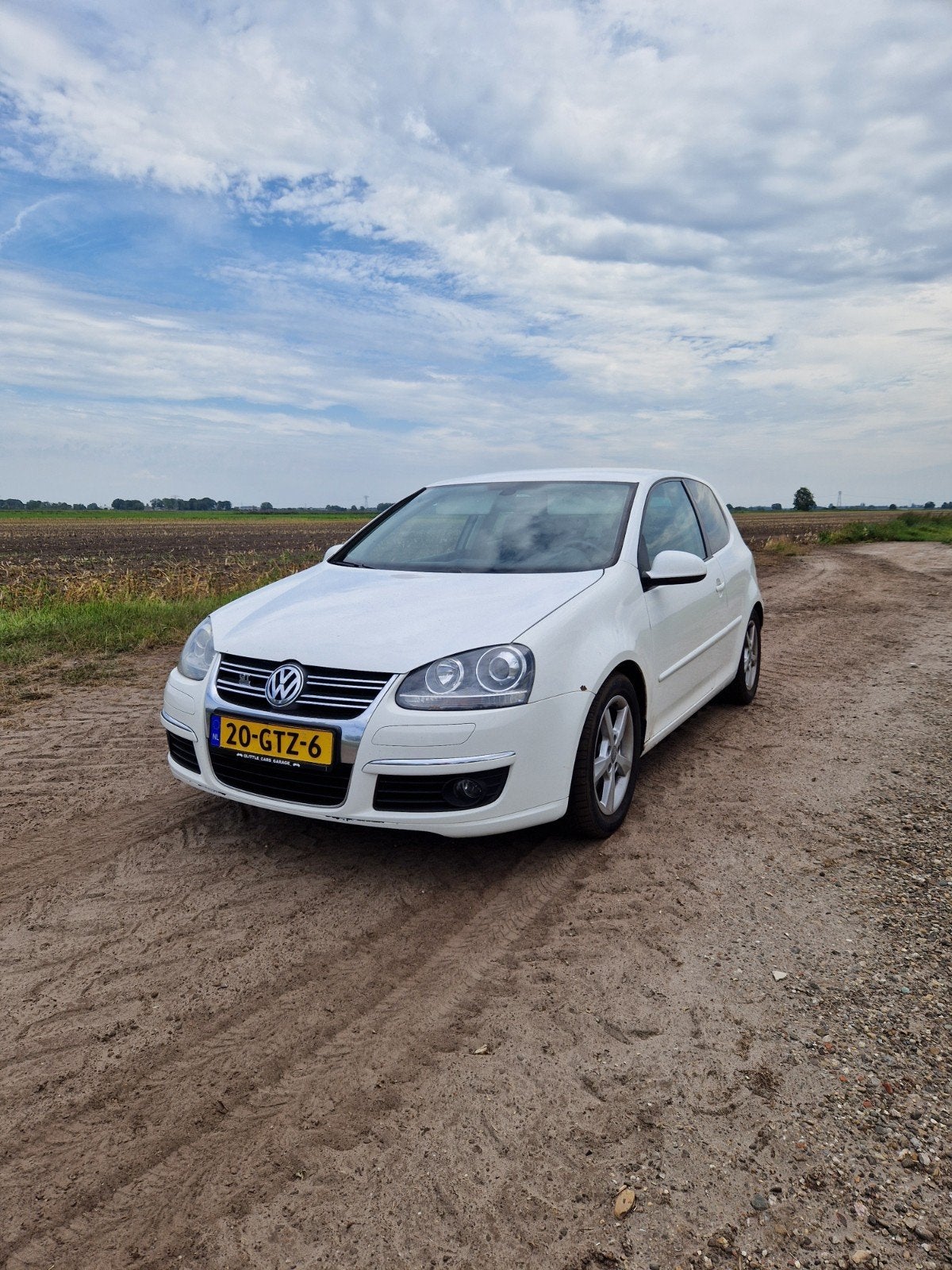 Volkswagen Golf 1.6 16V FSI 85KW 2008 Wit, Auto's, Voorwielaandrijving, 15 km/l, 4 cilinders, 620 kg