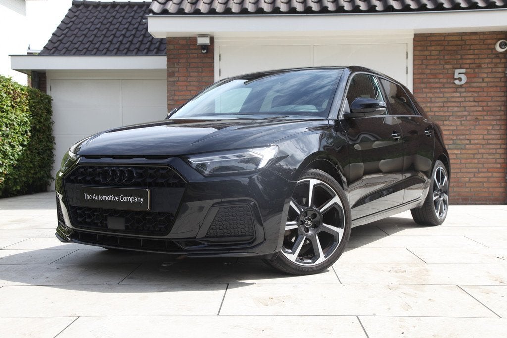 Audi A1 Sportback 35 TFSI S edition|Sonos|Keyles| (bj 2023), Auto's, Audi, 150 pk, Leder en Stof, Zwart, Bedrijf