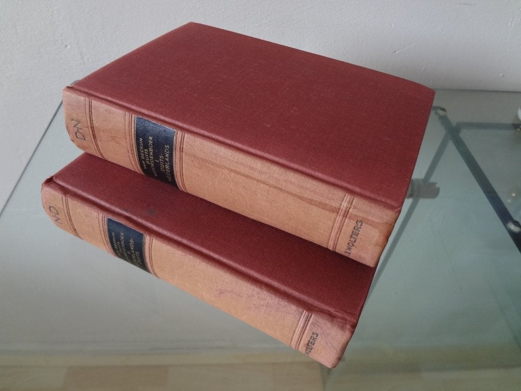 Van Beckum Nederlands Duits en andersom 1940 en 1942, Boeken, Duits, Koenen of Wolters, Ophalen of Verzenden, Zo goed als nieuw