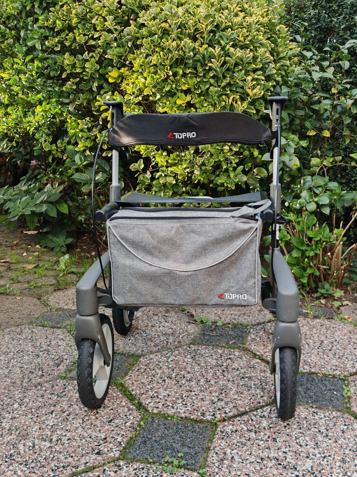 ZGAN Rollator Topro Olympos ATR 'BS' incl rugsteun, Ophalen, Lichtgewicht, Zo goed als nieuw