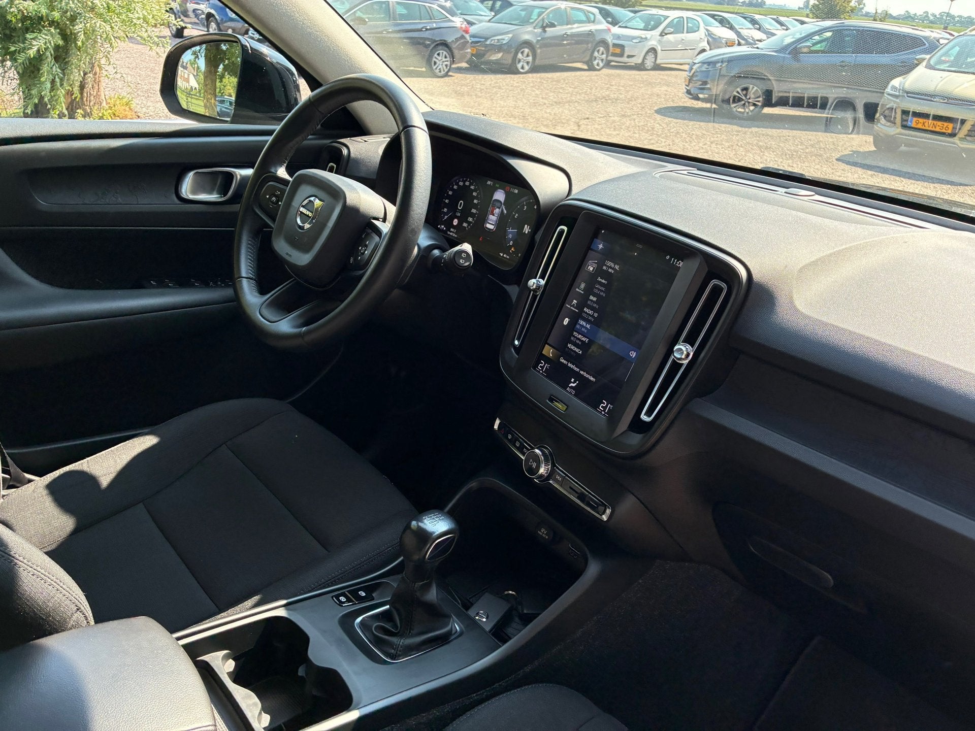 Volvo XC40 1.5 T3 | Cruise + Clima + Navi nu € 18.975,-!, Voorwielaandrijving, Dealer onderhouden, Stof, Gebruikt