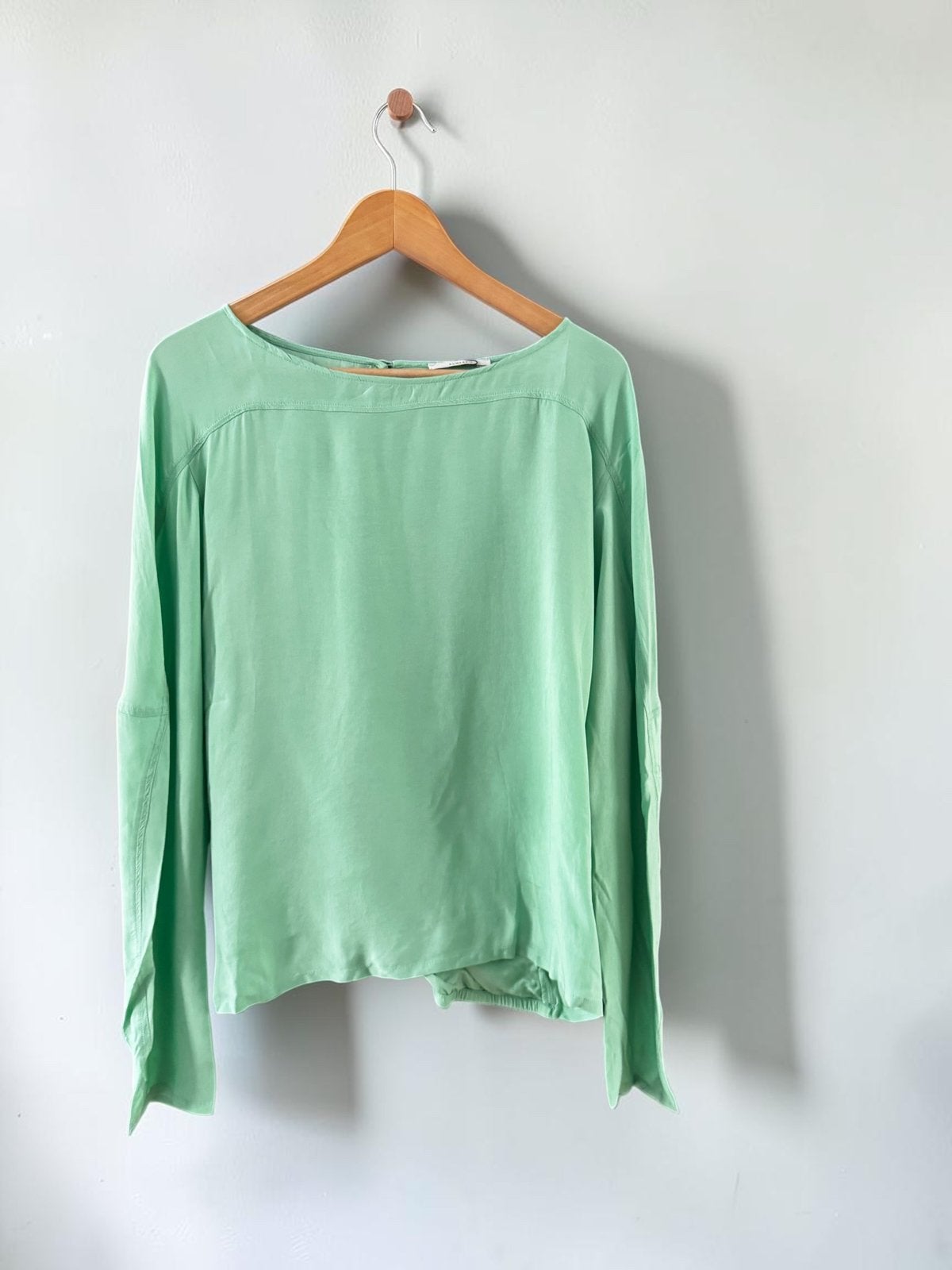 Humanoid Noka blouse top mintgroen cupro XL extra large 42, Kleding | Dames, Ophalen of Verzenden, Zo goed als nieuw, Maat 42/44 (L)