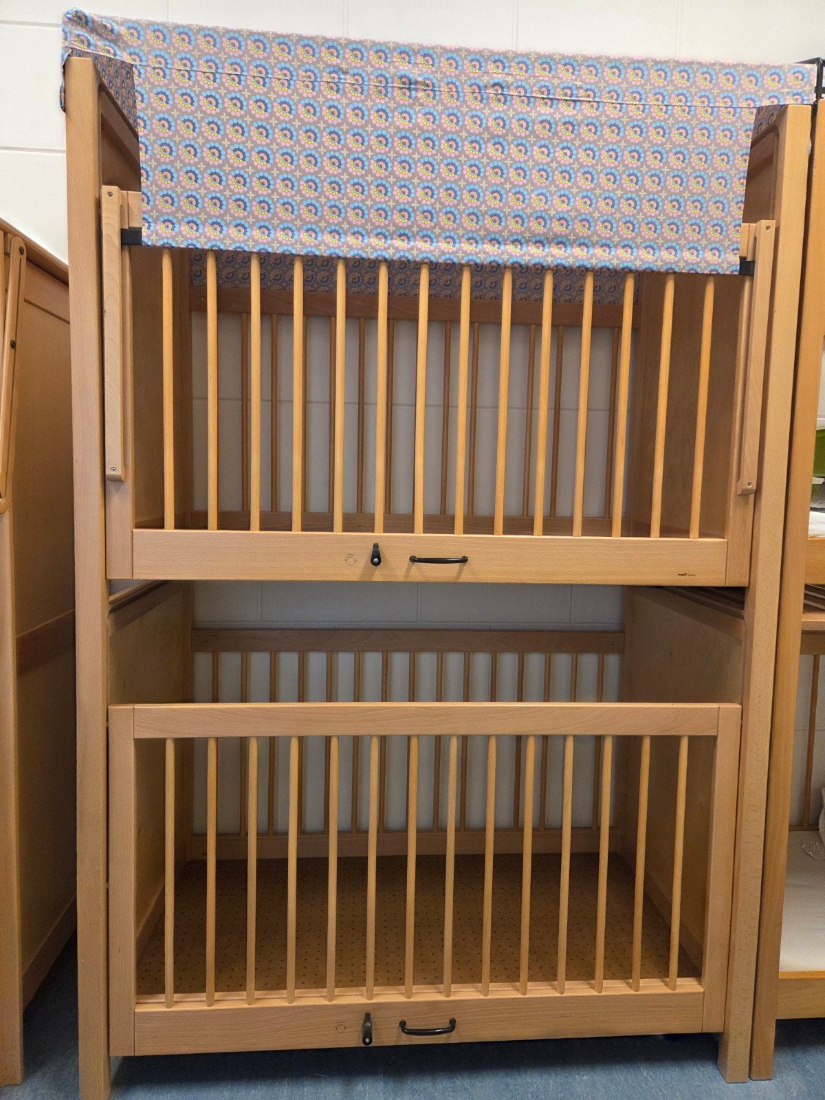 Houten stapelbed/ledikant voor baby's en peuters, Ophalen, Zo goed als nieuw, Tweepersoons, Hout