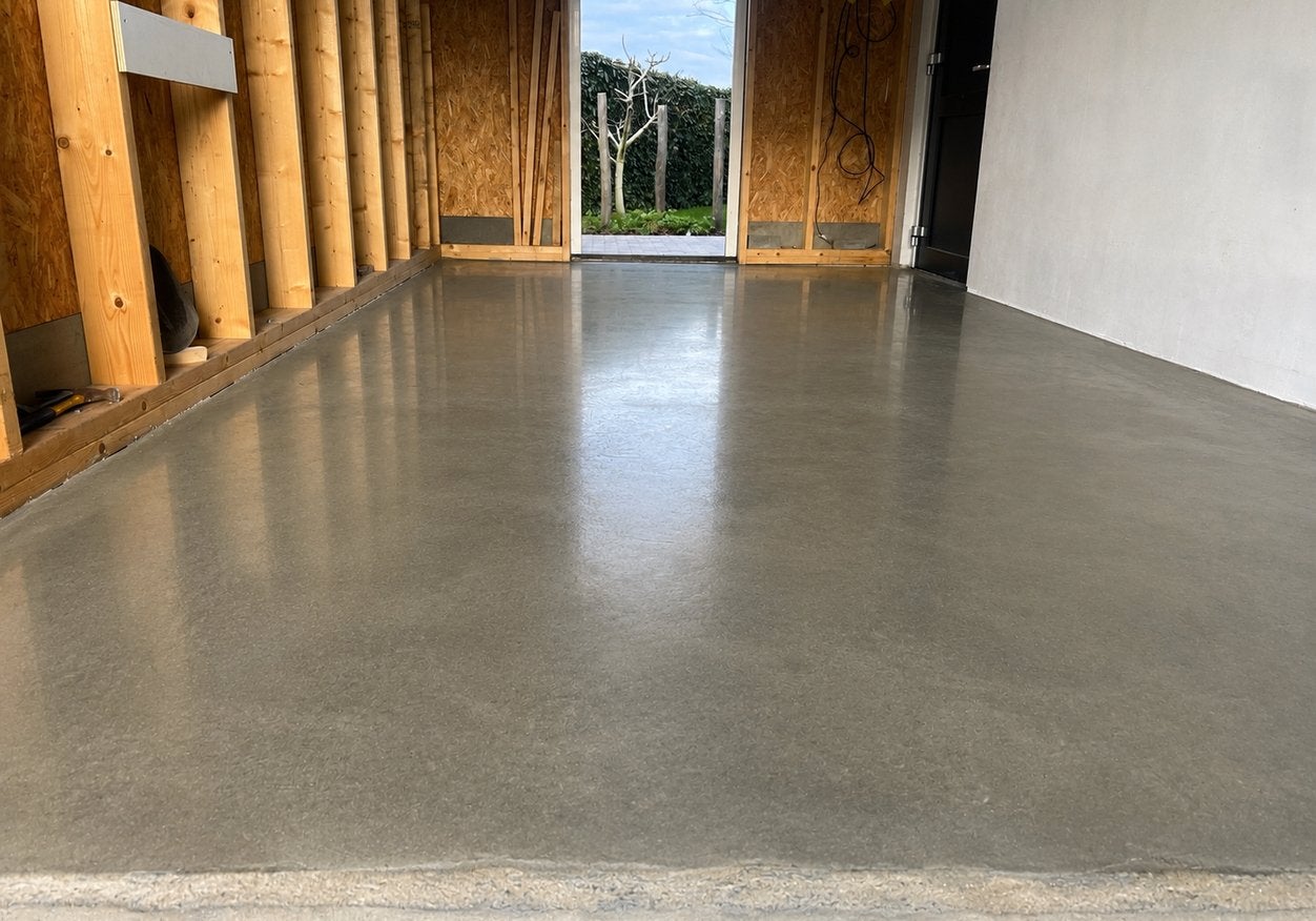 COMPLETE BETONVLOER | BEKISTING • WAPENING • VLINDEREN, Ophalen