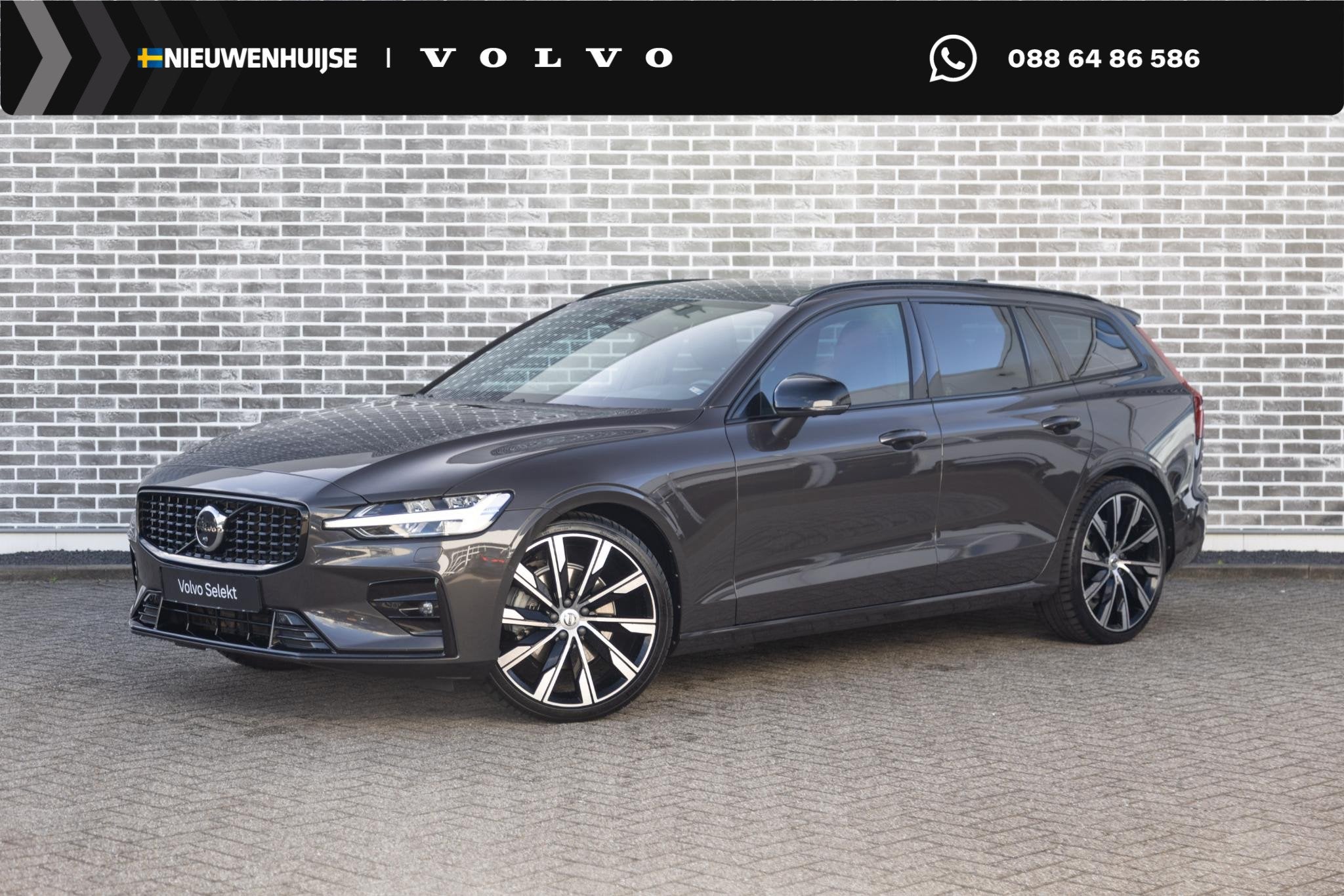 Volvo V60 B4 Aut. Plus Dark | Adaptieve Cruise Control | Led, Auto's, Stof, Euro 6, 4 cilinders, 1634 kg