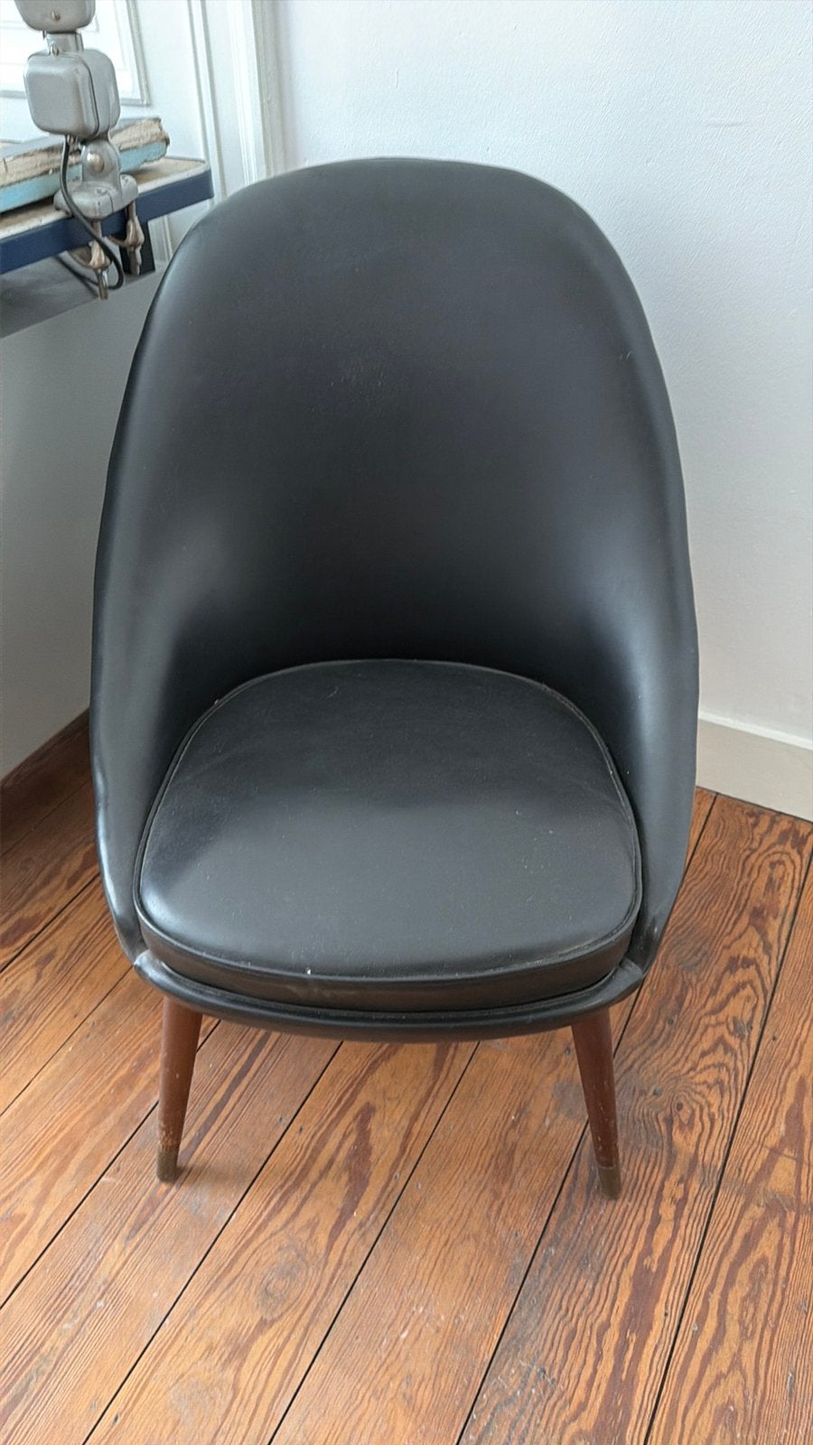 Sixties cocktail stoel zwart, Ophalen, Zo goed als nieuw, 50 tot 75 cm