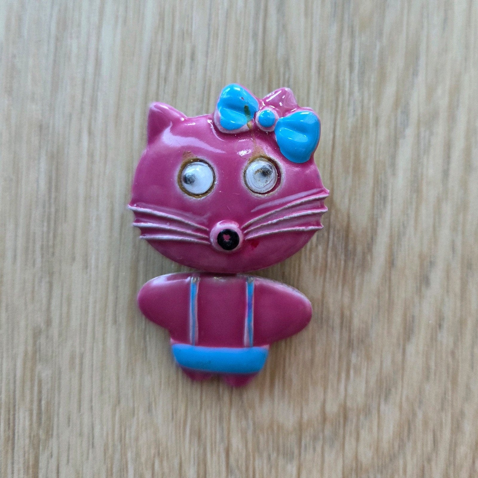 Vintage broche katje met bewegend onderlijf en oogjes, Ophalen of Verzenden, Zo goed als nieuw, Overige materialen