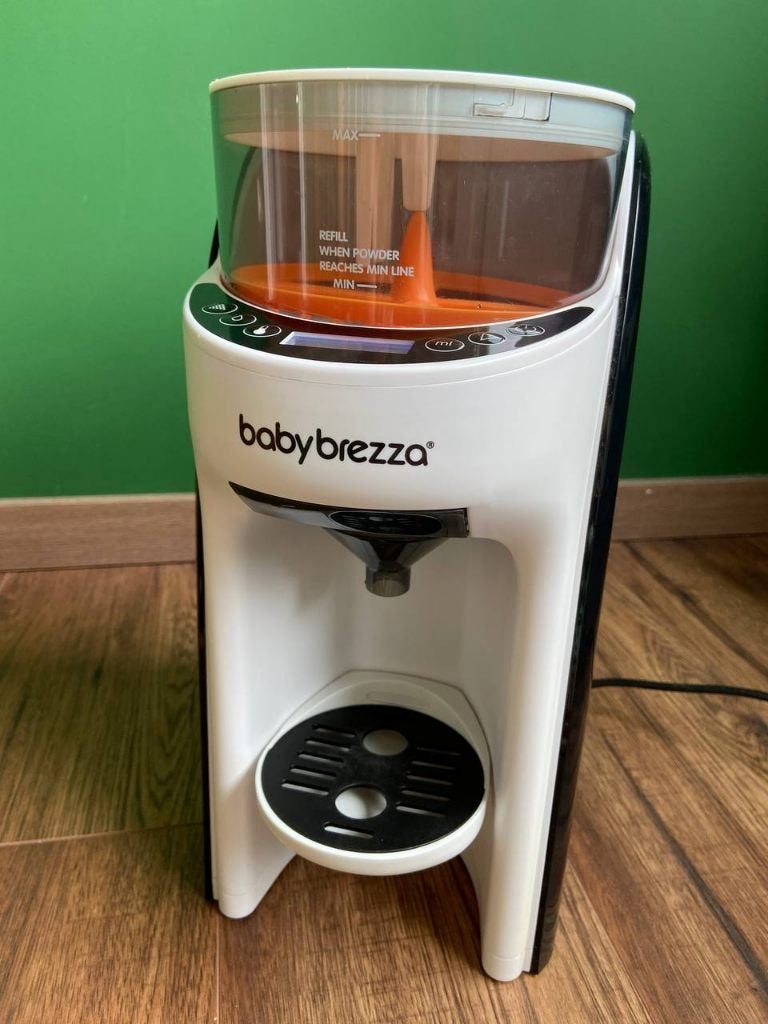 Baby Brezza Formula Pro Advanced – zwart-wit – zgan, Ophalen of Verzenden, Zo goed als nieuw, Flessenmaker, Automatisch