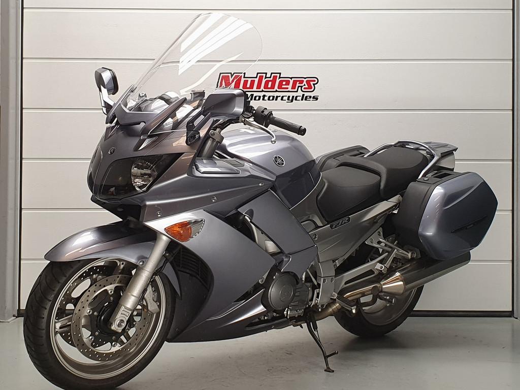 Yamaha FJR 1300 YAMAHA FJR 1300 (bj 2010), Motoren, Motoren | Yamaha, Klantenservice@yamaha-motor.nl, Toermotor, Koolhovenlaan 101
1119 NC  Schiphol-Rijk, NL