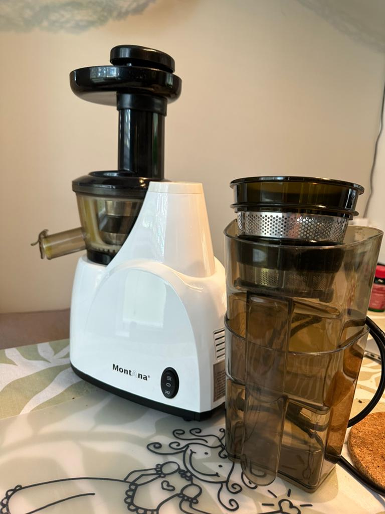 Montana Slowjuicer - Vers sap in een handomdraai, Ophalen, Zo goed als nieuw, Elektrisch, Slowjuicer