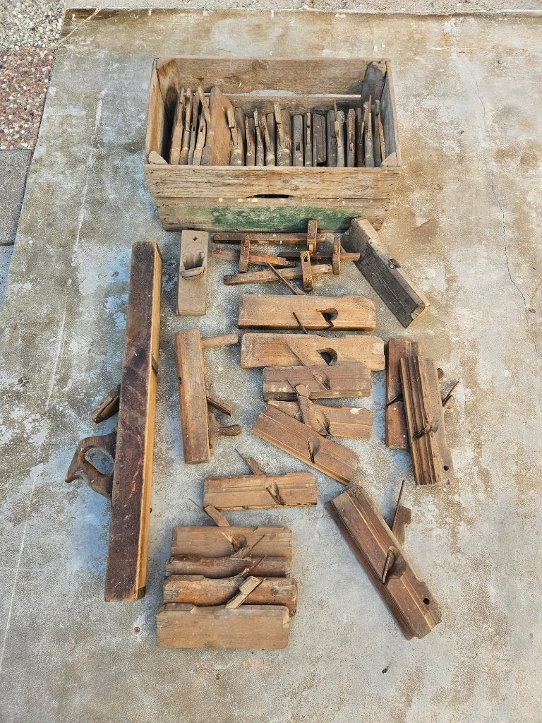 Collectie houten profielschaaf en schaven en handboren, Ophalen