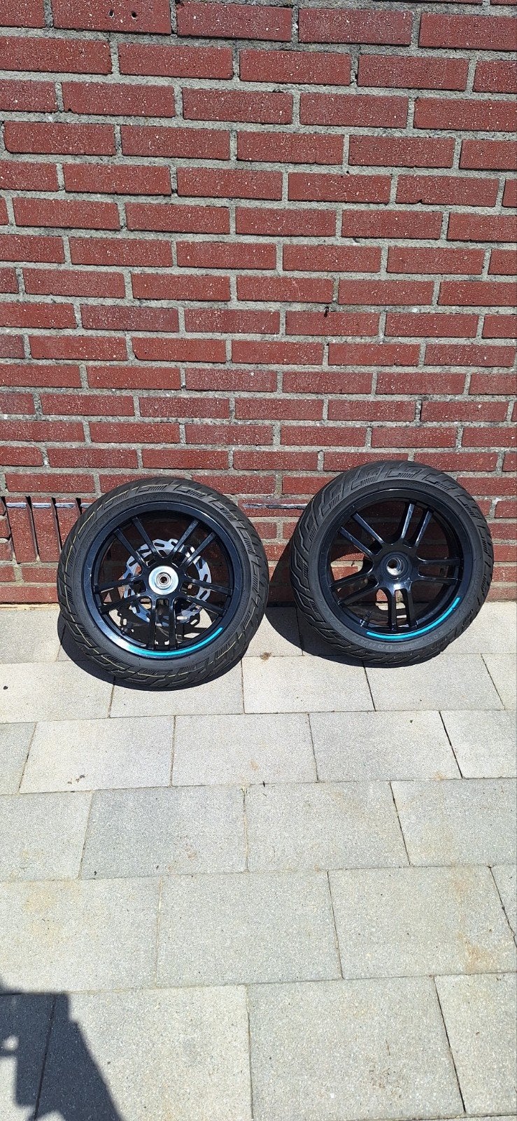 Banden set Peugeot Speedfight 4, Ophalen, Overige typen, Peugeot