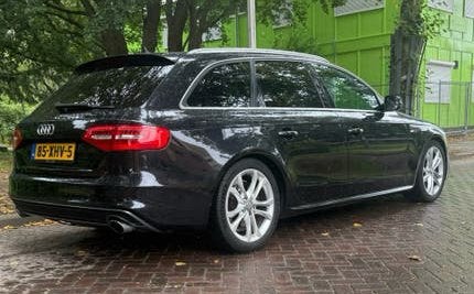 Audi A4 1.8TFSI 125KW Avant Multitr. 2012 Zwart 3xS-Line, Auto's, Zwart, 4 cilinders, 1505 kg, Zwart