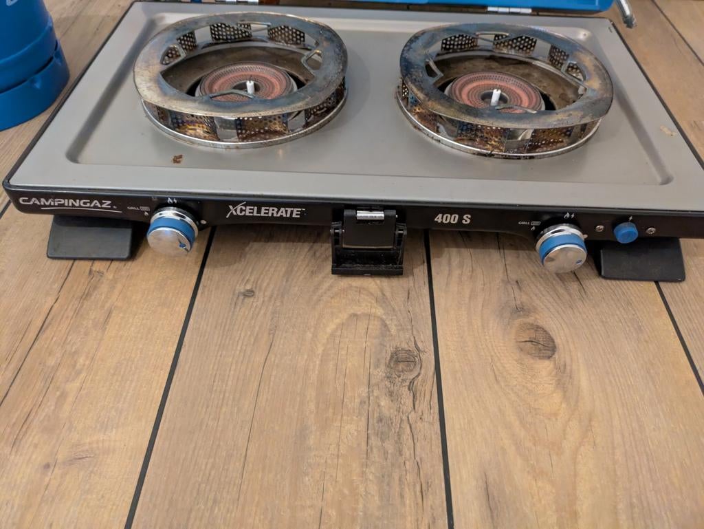 Mooi gasstel + gasflessen, Caravans en Kamperen, Kampeeraccessoires, Ophalen