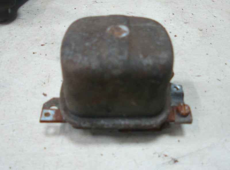 Relais spannings regelaar Ford Taunus (1969-01/..), Gebruikt, Henry-Ford-Straße  1, Köln 50735, , Duitsland, Ford-Werke GmbH, Kunden@ford.com