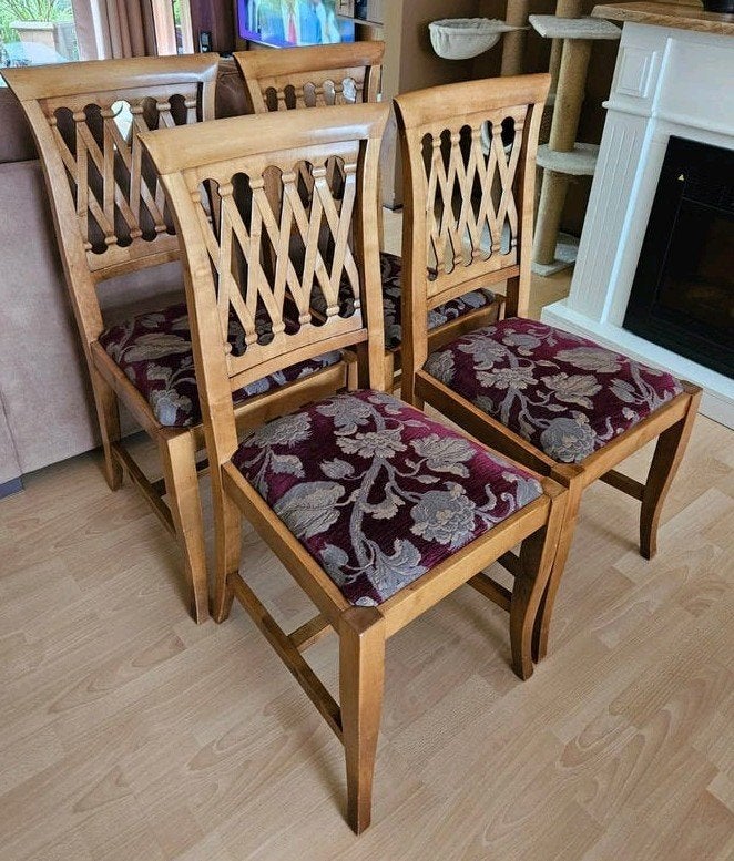 4 klassieke eetkamerstoelen met kersenrode bekleding, Ophalen, Hout, Gebruikt, Vier