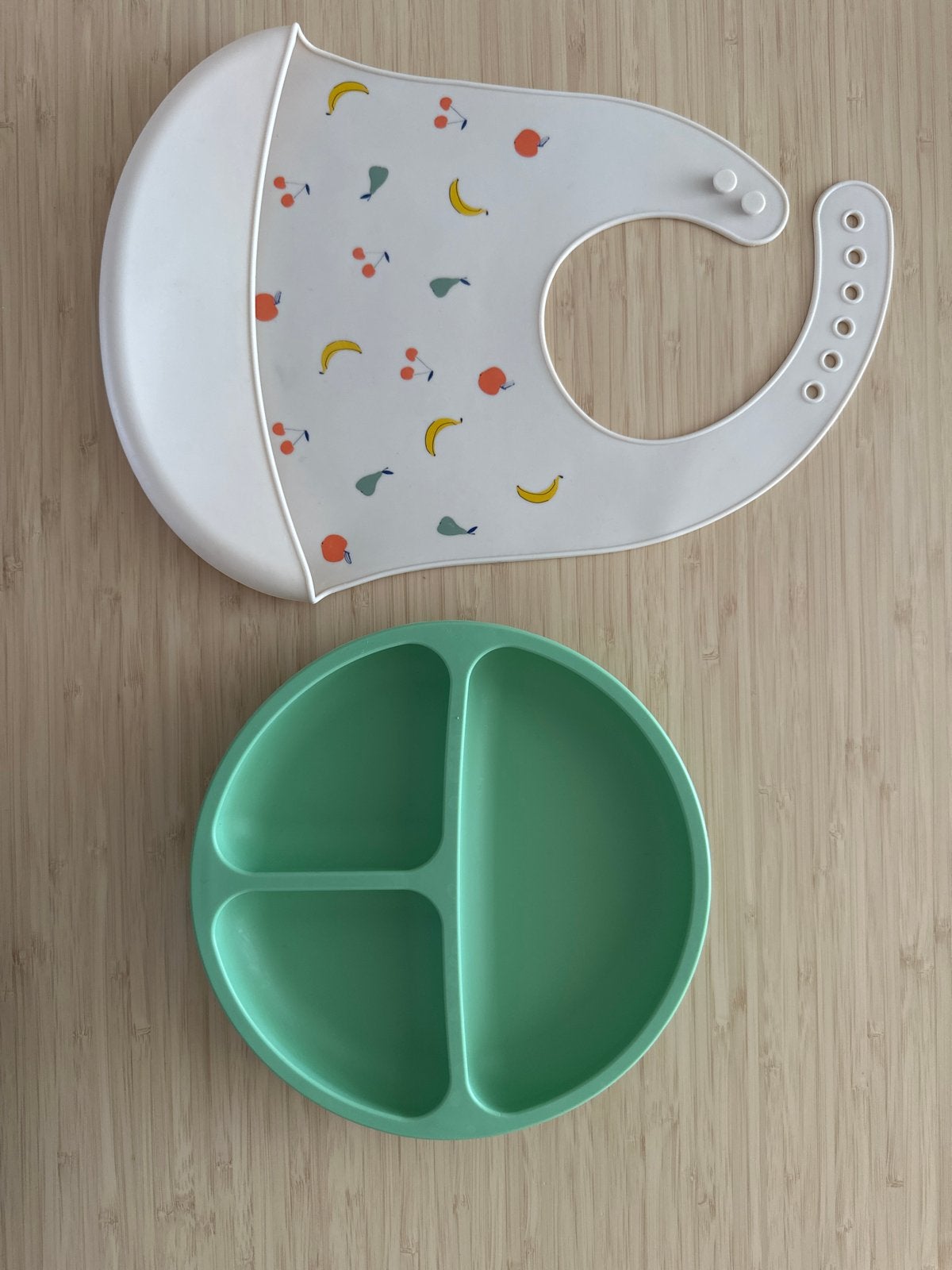 Siliconen baby slab en zuignap bord - Gratis af te halen, Ophalen, Overige merken, Gebruikt, Slab