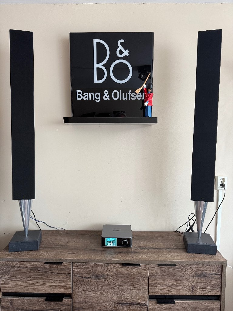 Bang en Olufsen 8000 streaming set Wiim B&O, Speakerset, Refurbished, Inclusief kabels, Ophalen