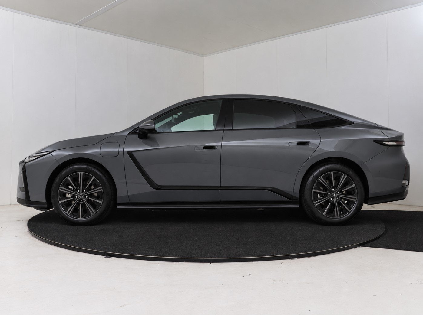 Lexus ES 350e Luxury Line | Demo | Direct Leverbaar | Elektr, Auto's, Zwart, 575 km, 24 min, Automatische klimaatregeling
