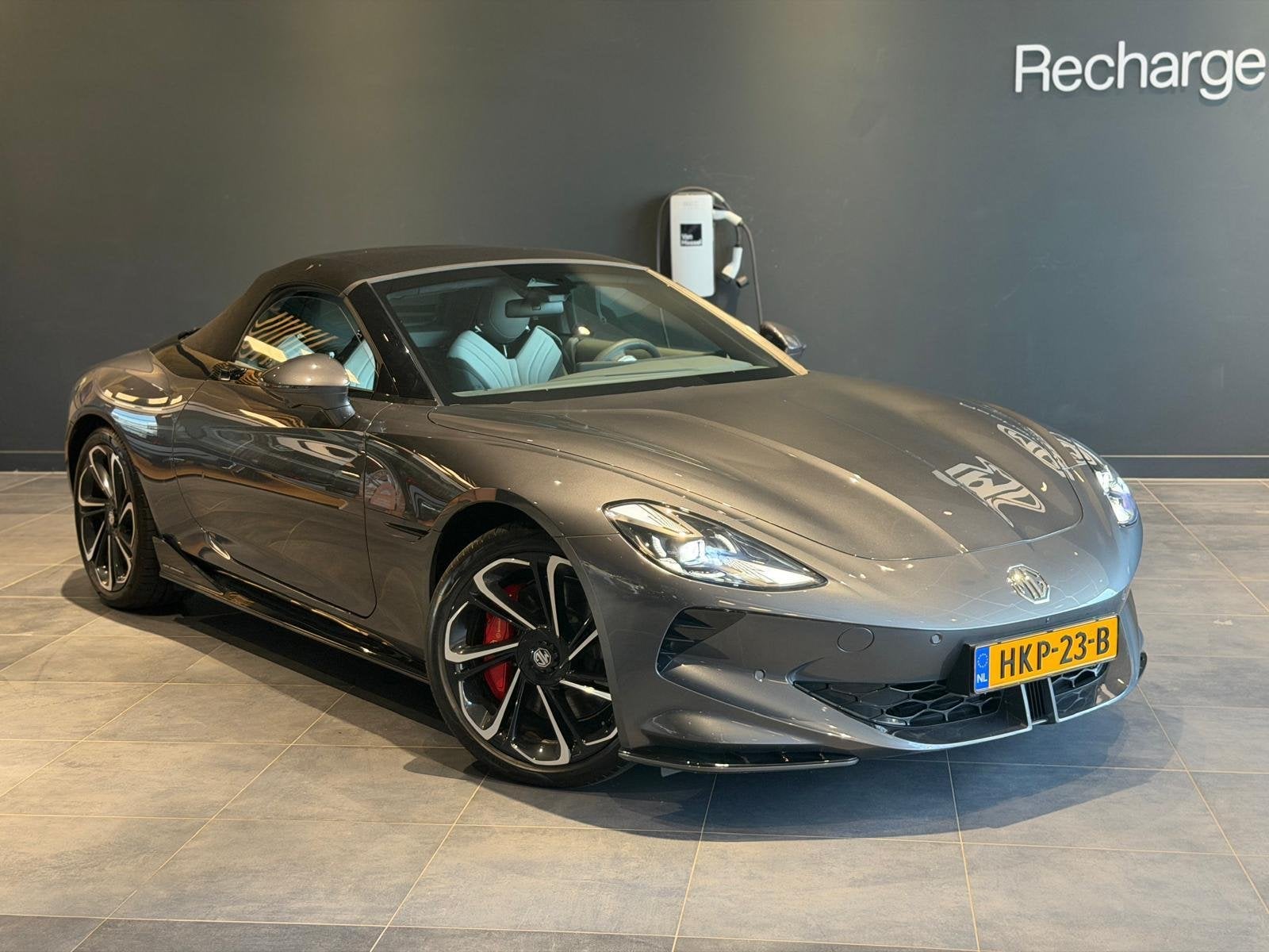 MG Cyberster GT 77kWh | Roadster | 502 PK | 0 naar 100 km/u, Auto's, Automaat, 12 maanden, Gebruikt, Overige modellen