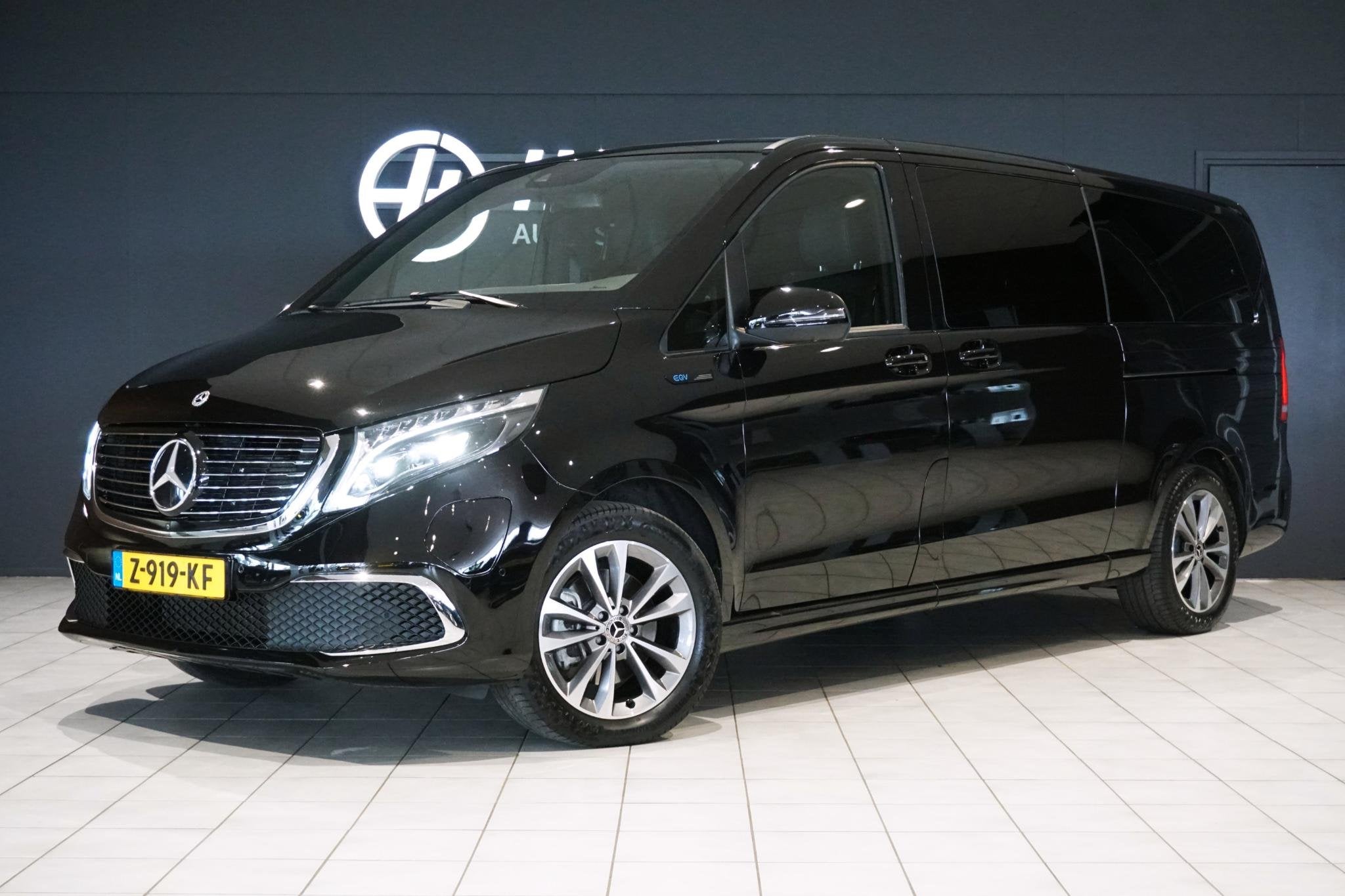 Mercedes-Benz EQV 300 L3 90 kWh 6-pers lounge + LUCHTVERING, Auto's, Gebruikt, Overige modellen, Overige carrosserieën, Leder