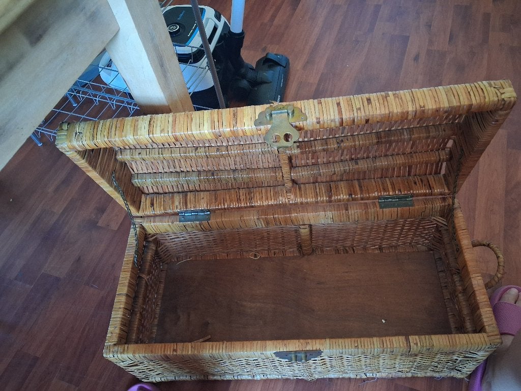 Rieten mand, Huis en Inrichting, Woonaccessoires | Schalen en Manden, Ophalen, Mand, Zo goed als nieuw, Riet