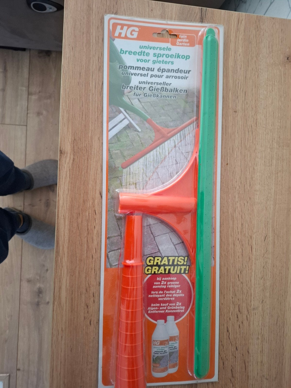 Brede sproeikop op gieter., Ophalen, Nieuw