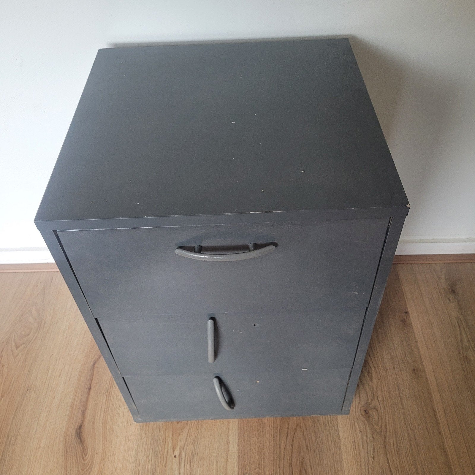 Handig grijs kastje met 3 lades, Ophalen, Gebruikt, Minder dan 45 cm, 55 tot 70 cm