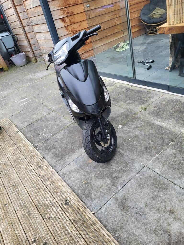 Pegeot v clic 4t 80cc, Ophalen, Overige modellen, Zo goed als nieuw, 80 cc
