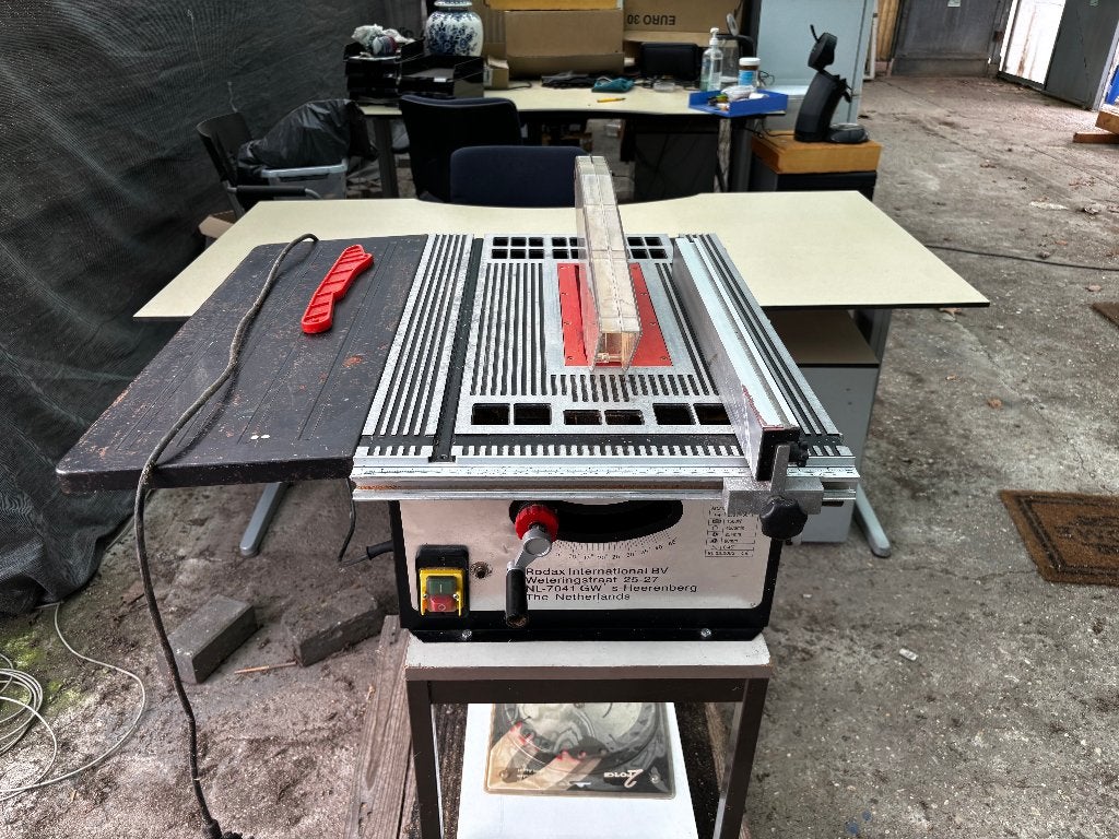 Rodax zaagtafel 1500W 254 mm compleet met onderstel, Doe-het-zelf en Verbouw, Ophalen, Gebruikt, Cirkelzaag, 70 mm of meer