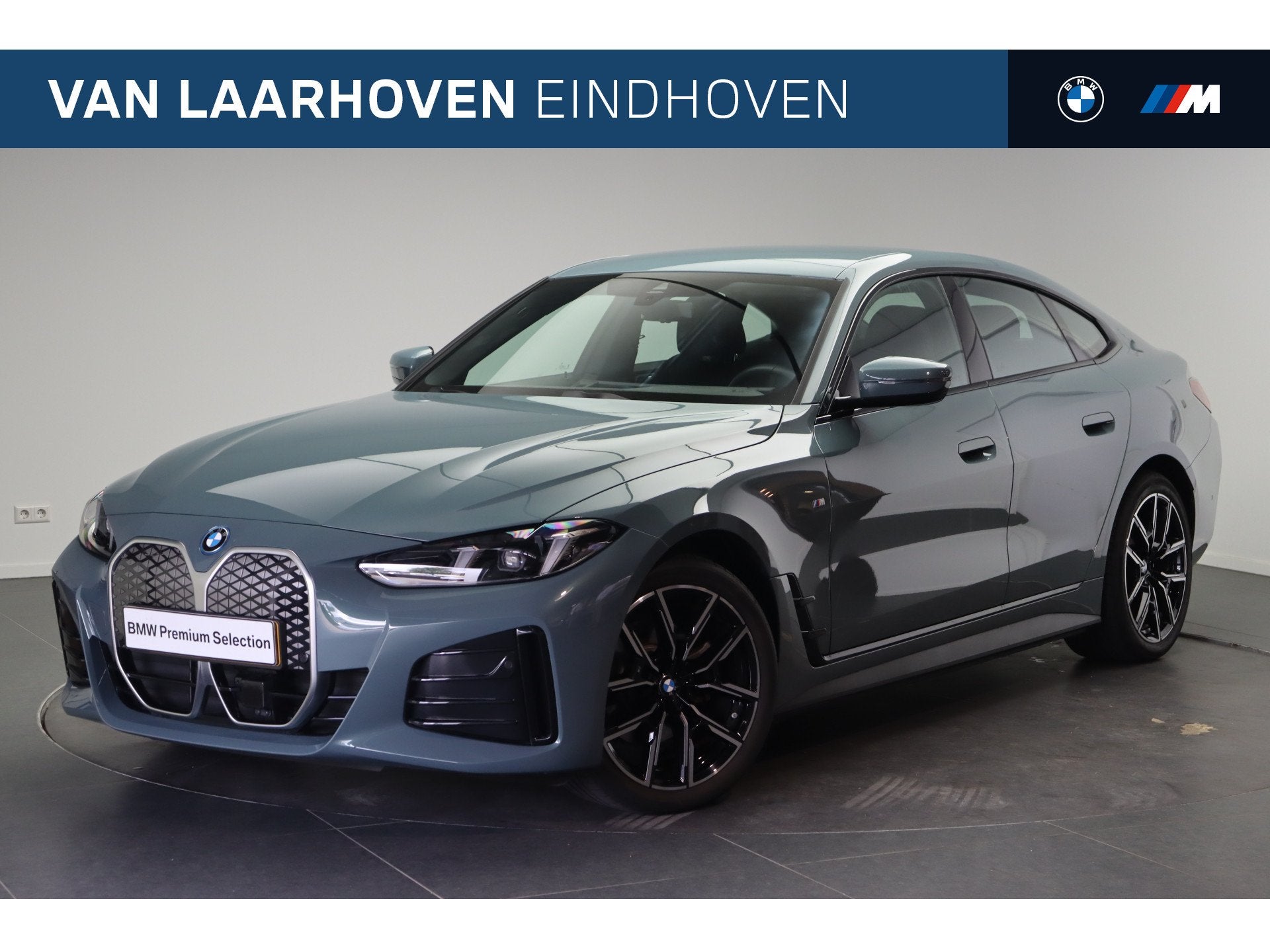 BMW i4 eDrive35 M Sport / Achteruitrijcamera / Stoelverwarmi, Auto's, BMW, Gebruikt, Zwart, Met garantie (alle), 18 min