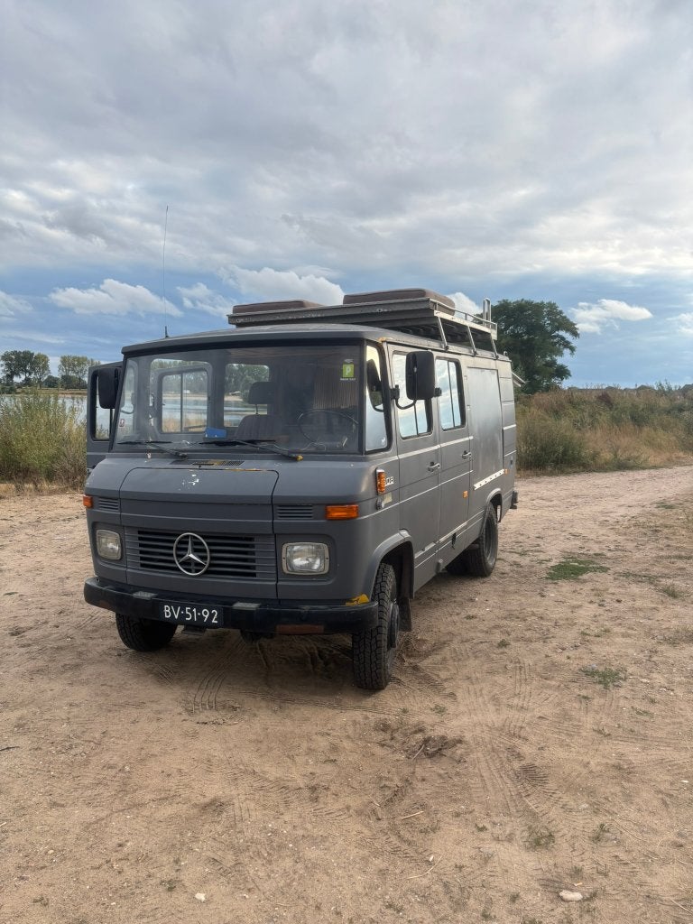 Mercedes 408 Camper 1971 | Benzine + LPG | €6.500 onderhoud, Auto's, 4 cilinders, Overige kleuren, Handgeschakeld, Particulier