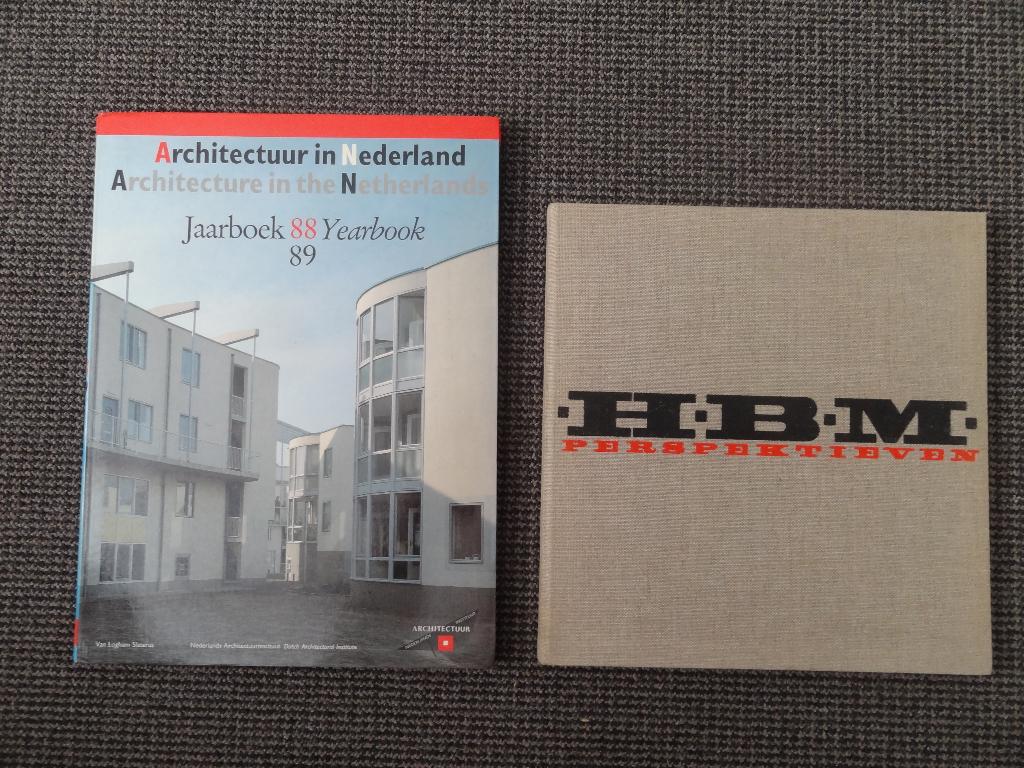2 boeken, architectuur, Jaarboek 88/89 en perspektief, Verzenden, Gelezen, Architecten