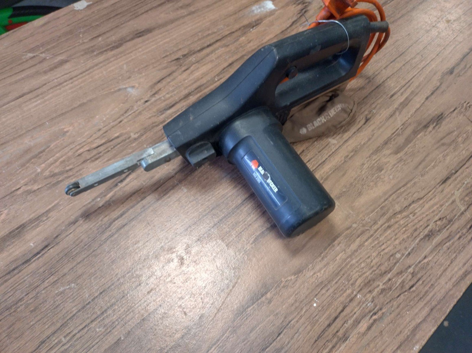 Black & Decker BD 280  powerfile vingerschuurmachine, Ophalen of Verzenden, Gebruikt, Minder dan 600 watt, Bandschuurmachine
