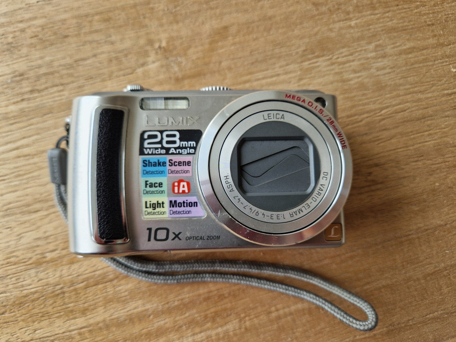 lumix leica dmc tz5 digitale point and shoot camera, Audio, Tv en Foto, Fotocamera's Digitaal, Ophalen of Verzenden