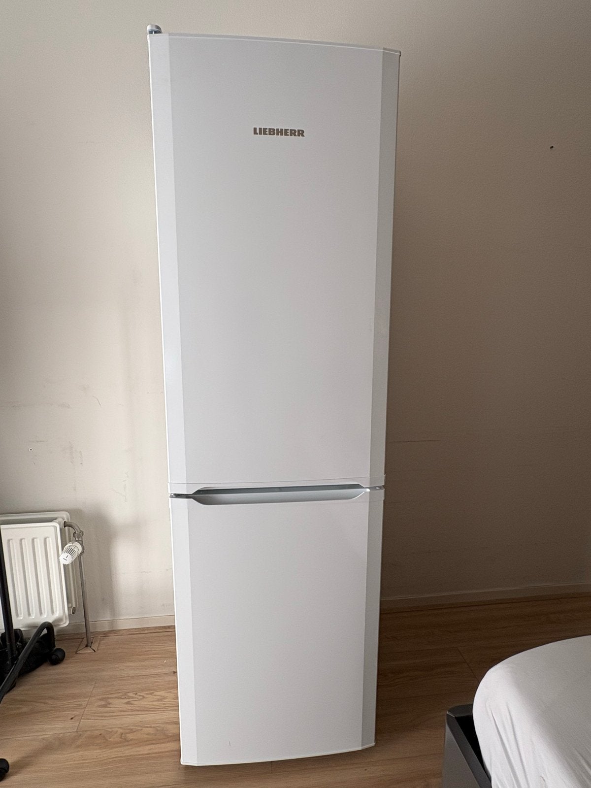 Liebherr koelvriescombinatie - Z.G.A.N. - 55 cm breed, Witgoed en Apparatuur, Ophalen, 200 liter of meer, Met aparte vriezer, 160 cm of meer
