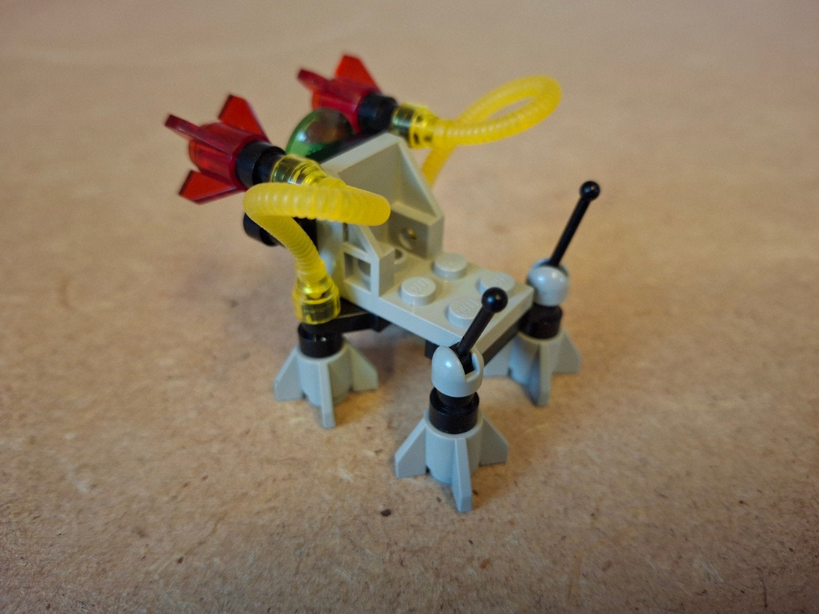 Lego 6806 Surface Hopper. Jaren 80 Classic Space, Compleet, Lego, Info@lego.com, 33 Bath Road, Slough, UK