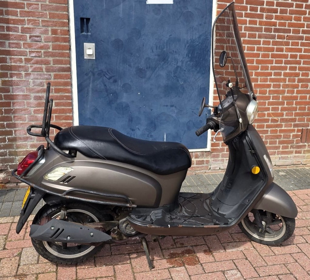 Sym fiddle 2, Ophalen, Zo goed als nieuw, Benzine, Fiddle