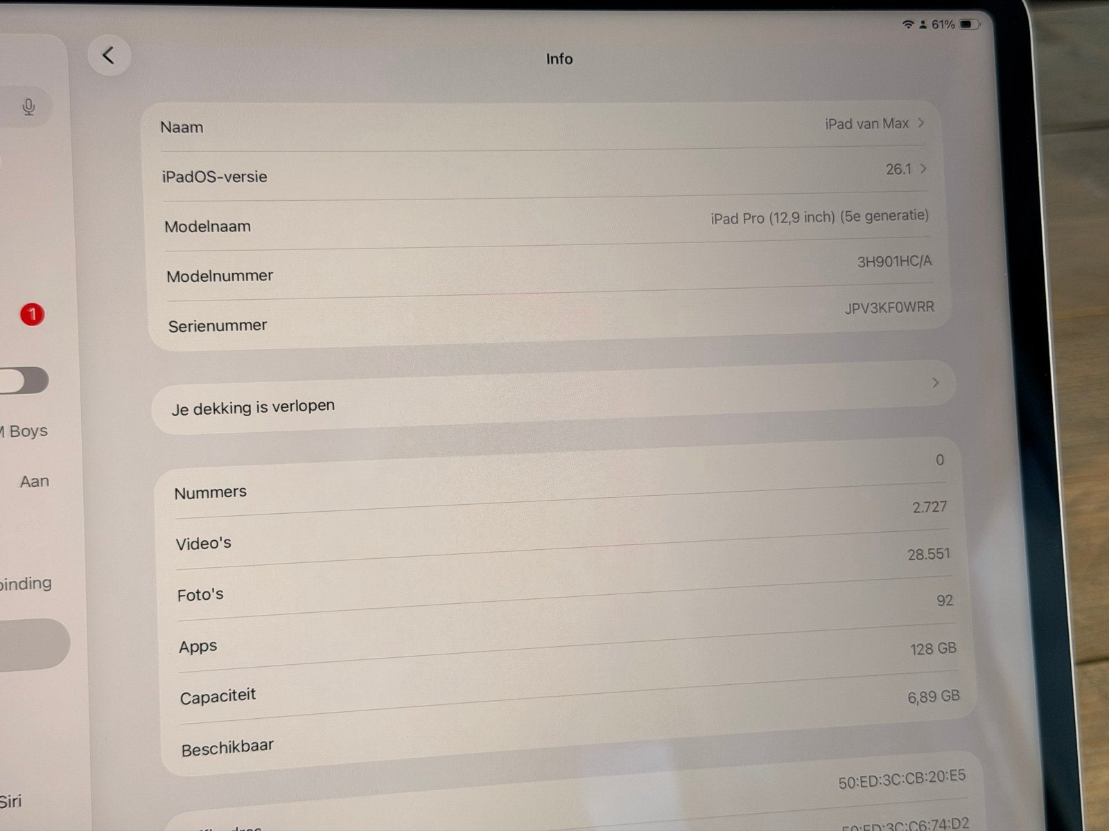 Foto 10 van iPad Pro M1 12,9" 128GB Space Gray + Magic Keyboard + Pencil